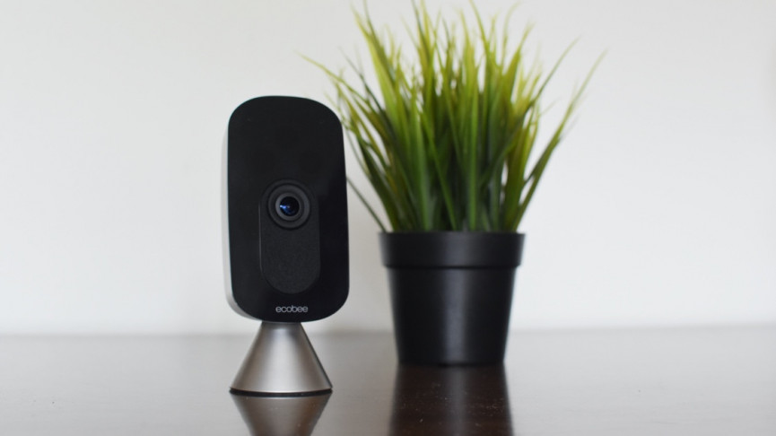 La migliore videocamera di sicurezza domestica: scelte di smart cam wireless, cablate, per interni ed esterni